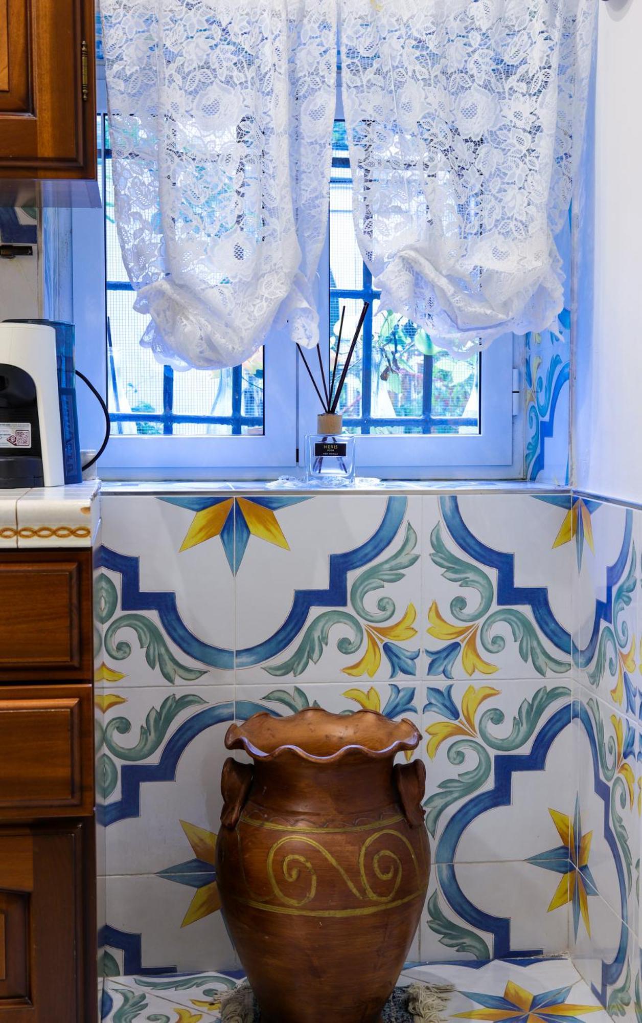 Giallo Napoletano Home Naples Luaran gambar