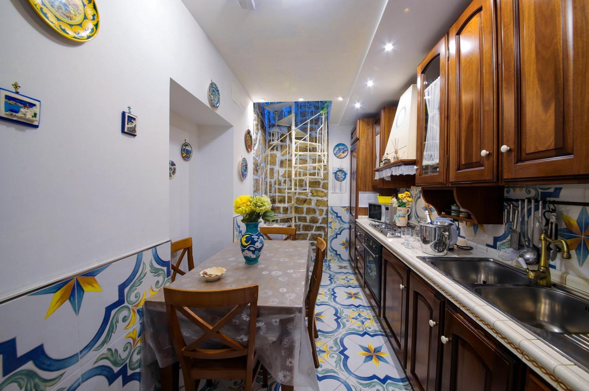 Giallo Napoletano Home Naples Luaran gambar