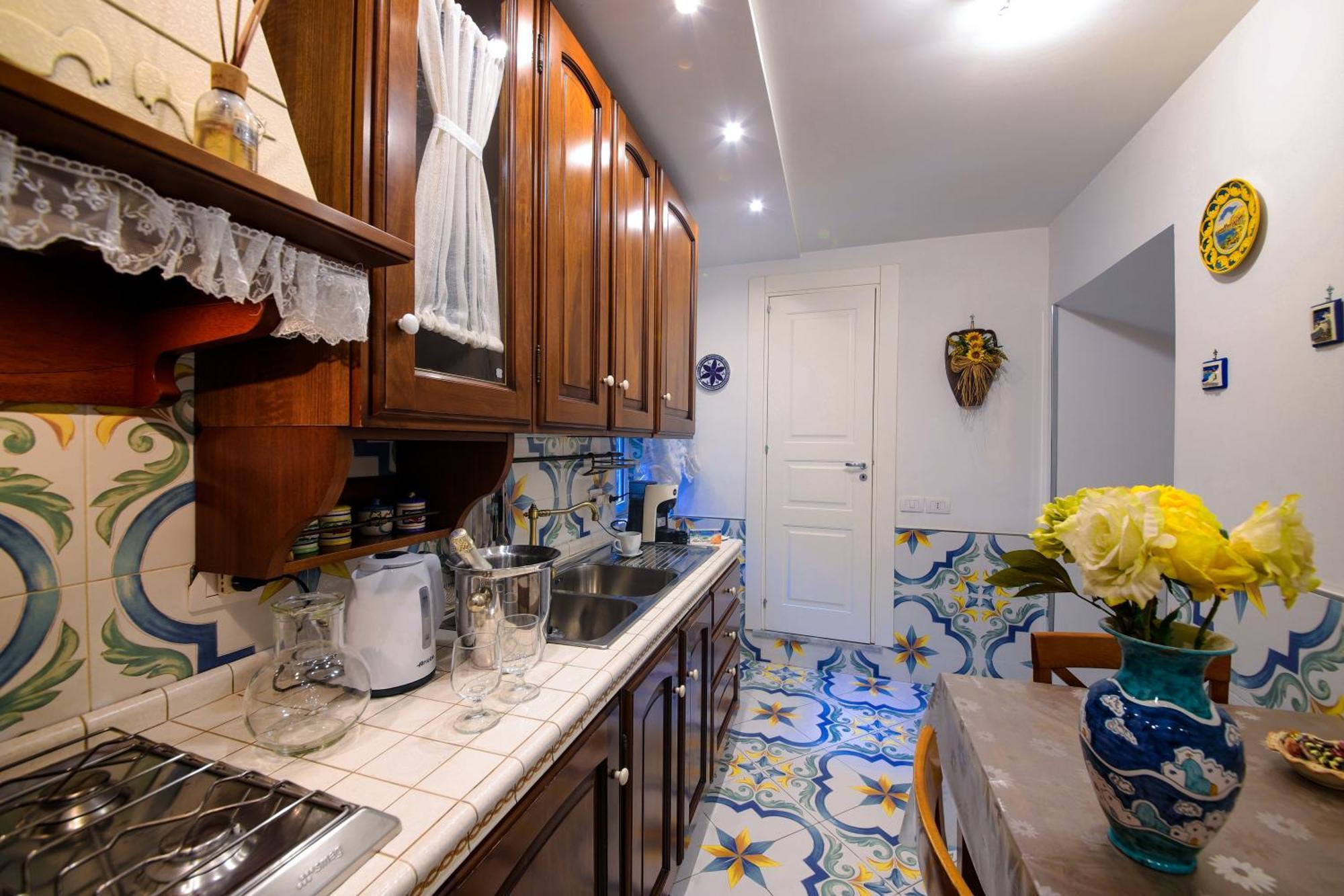 Giallo Napoletano Home Naples Luaran gambar