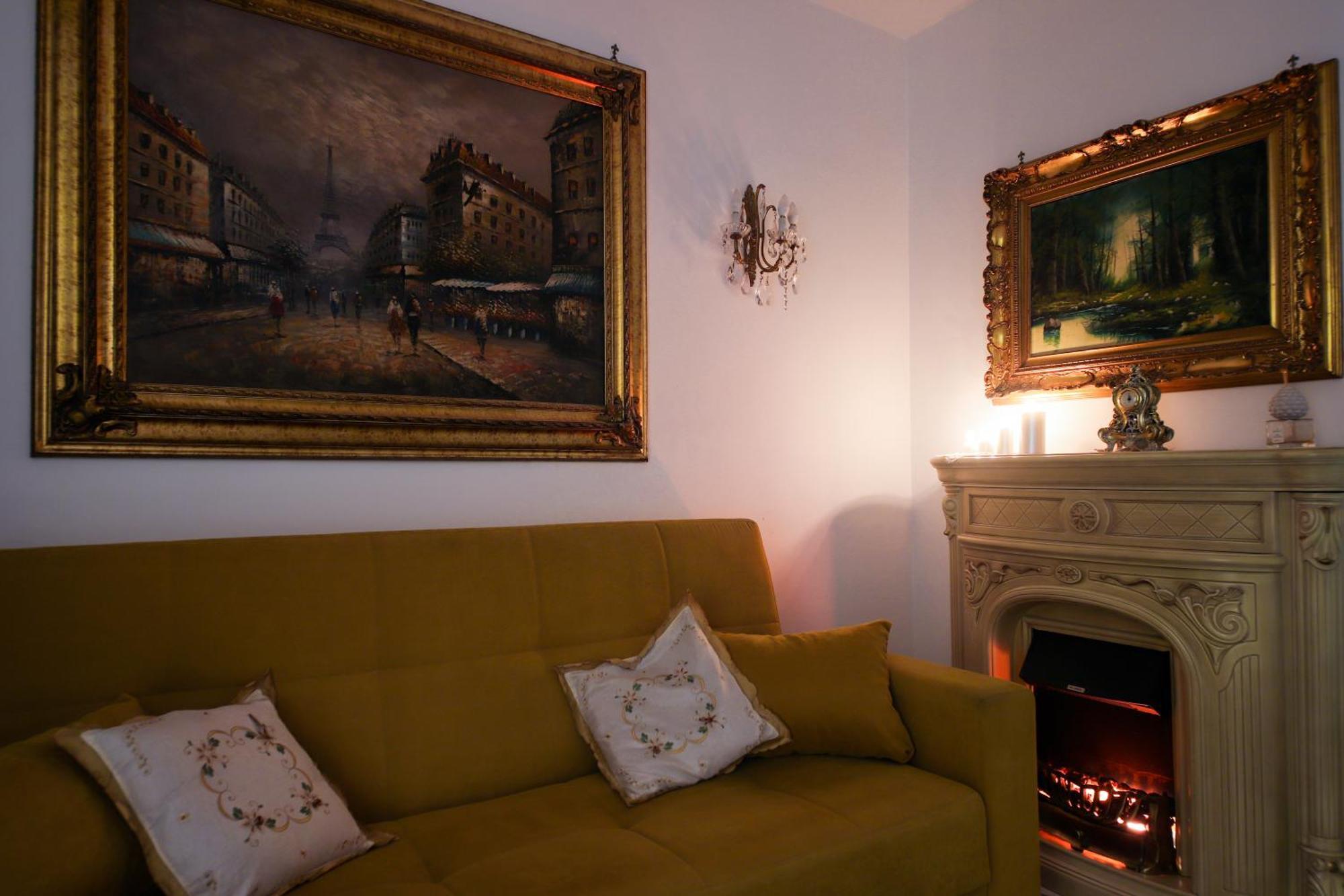 Giallo Napoletano Home Naples Luaran gambar